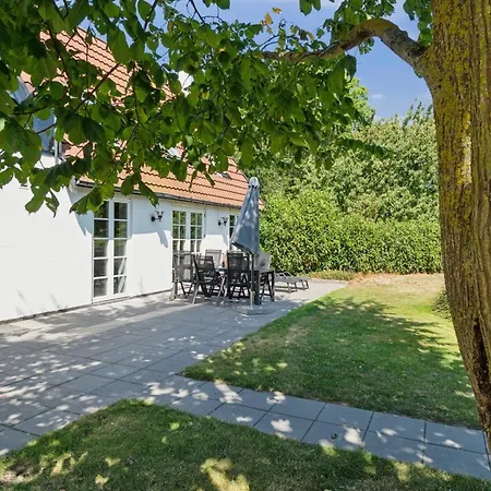 Skjold - 250m From The Sea By Interhome *